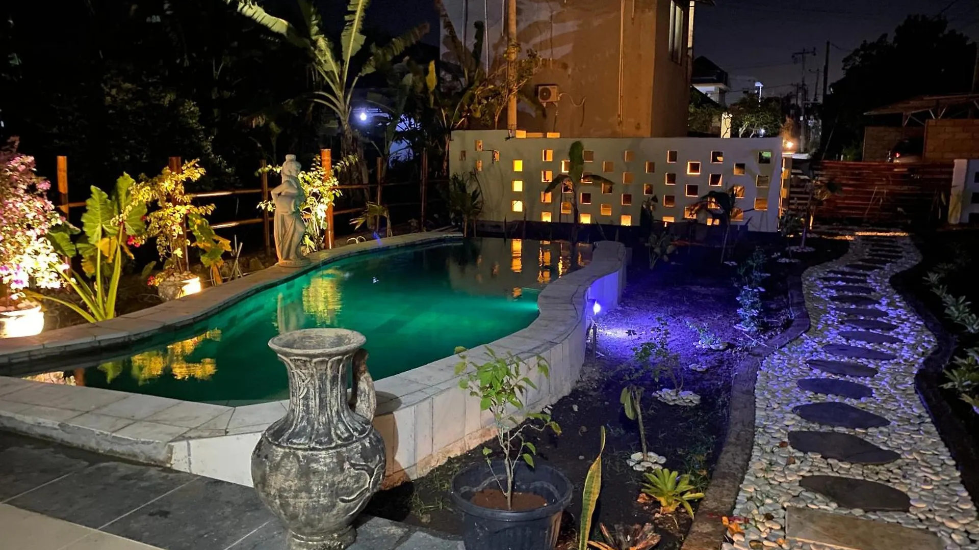 Villa Nimo Jimbaran contacts